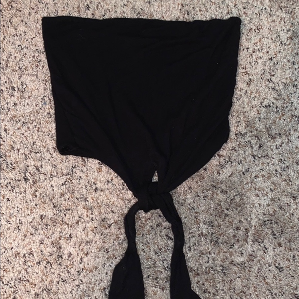 Tube top with a tie at the bottom